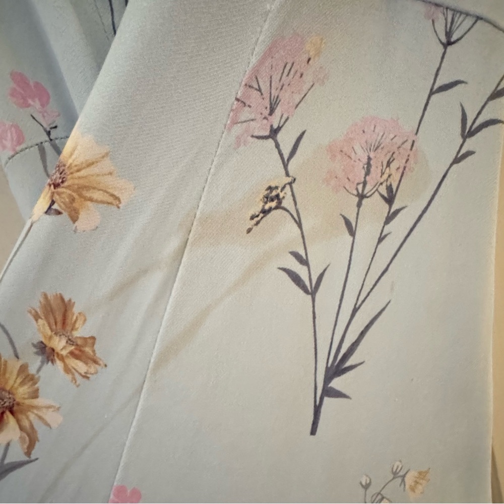 Self-Portrait Floral Watercolour Crepe Midi Dress | Size: 6 | Color: Powder Blue - Picture 10 of 13